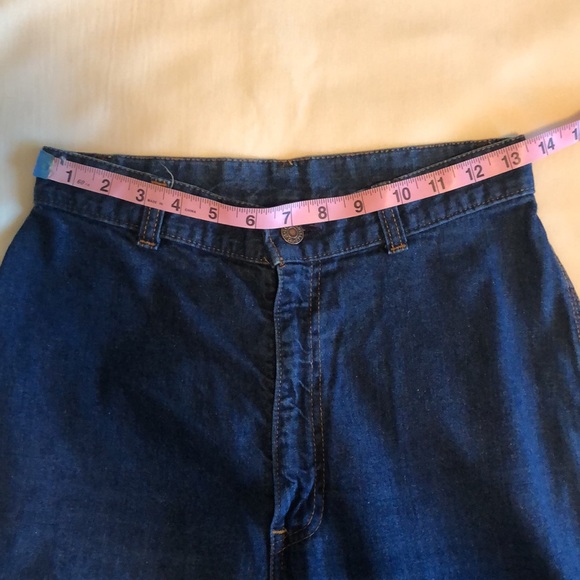 Rare Vintage Levi’s Bell Bottom Jeans - Picture 13 of 15